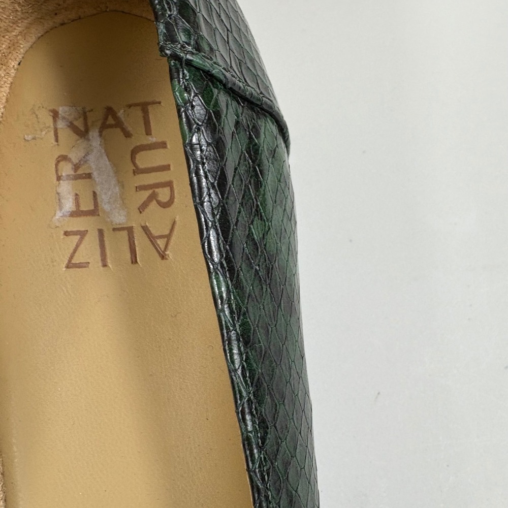 Green Snake Print Pointed Toe Loafers Womens 8.5 Minimalist Flats - Picture 2 of 9